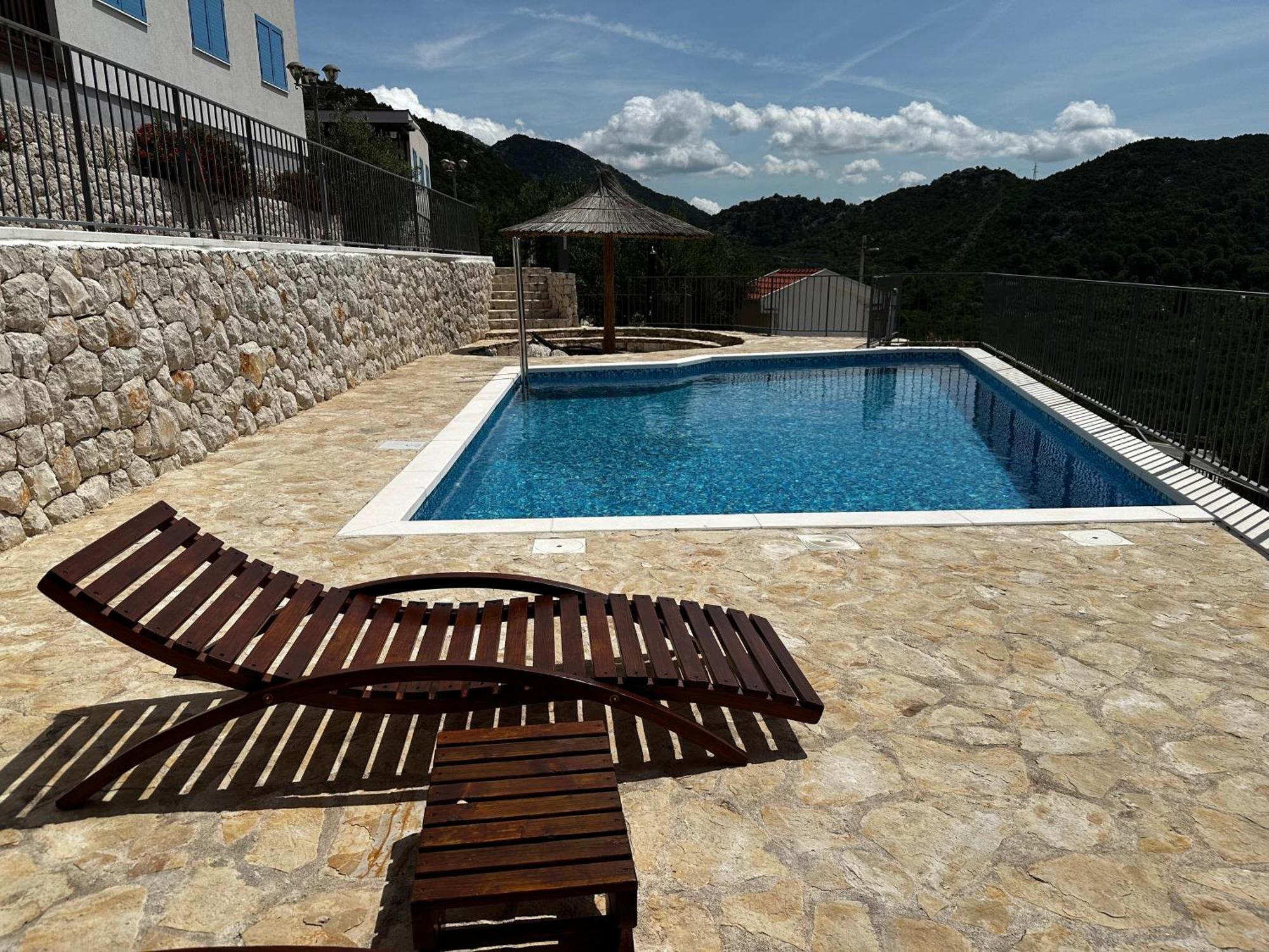 Camping Homes Grot Gradac  Kültér fotó
